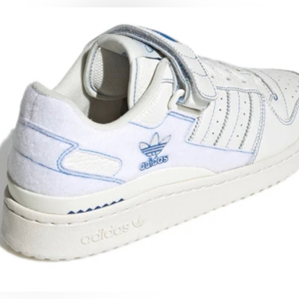 Adidas Velcro pop on logo Forum Low GX1018 Sizes Mens size 9 NWT